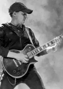 Chris · Christoph Fröhlich (Guitar)
